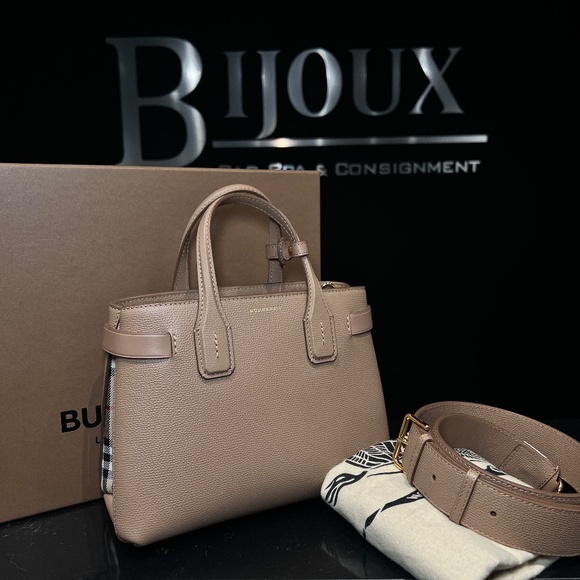 Small Beige Banner Tote - Picture 2 of 11